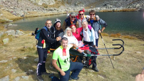Trail Hervé Gourdel au col de Fenestre Equipe joëlette Valides, handis moteur et mental Photographe Crédit photo association Handicap aventure