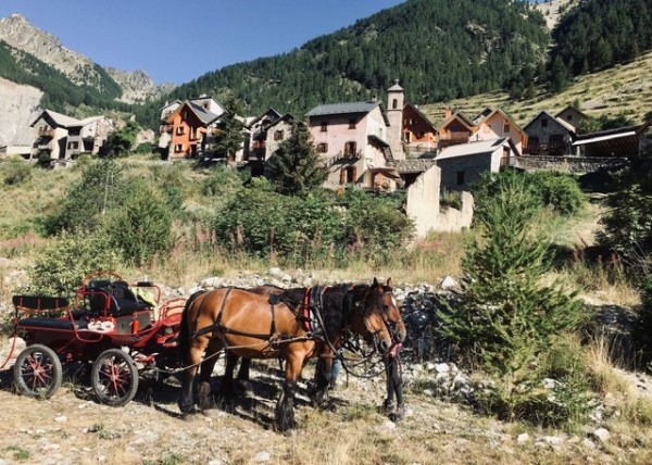 WEPES - Départ du campement, Béatrice, et sa caléche